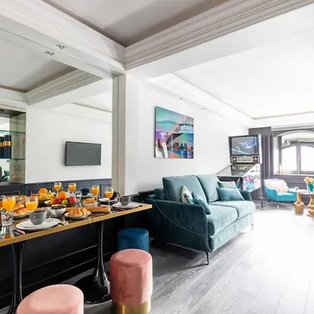 Modern - 1br 4p - Plaine-monceau Paris